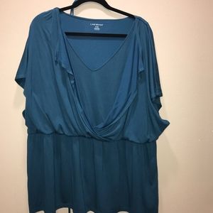 Peplum waisted tunic with layers